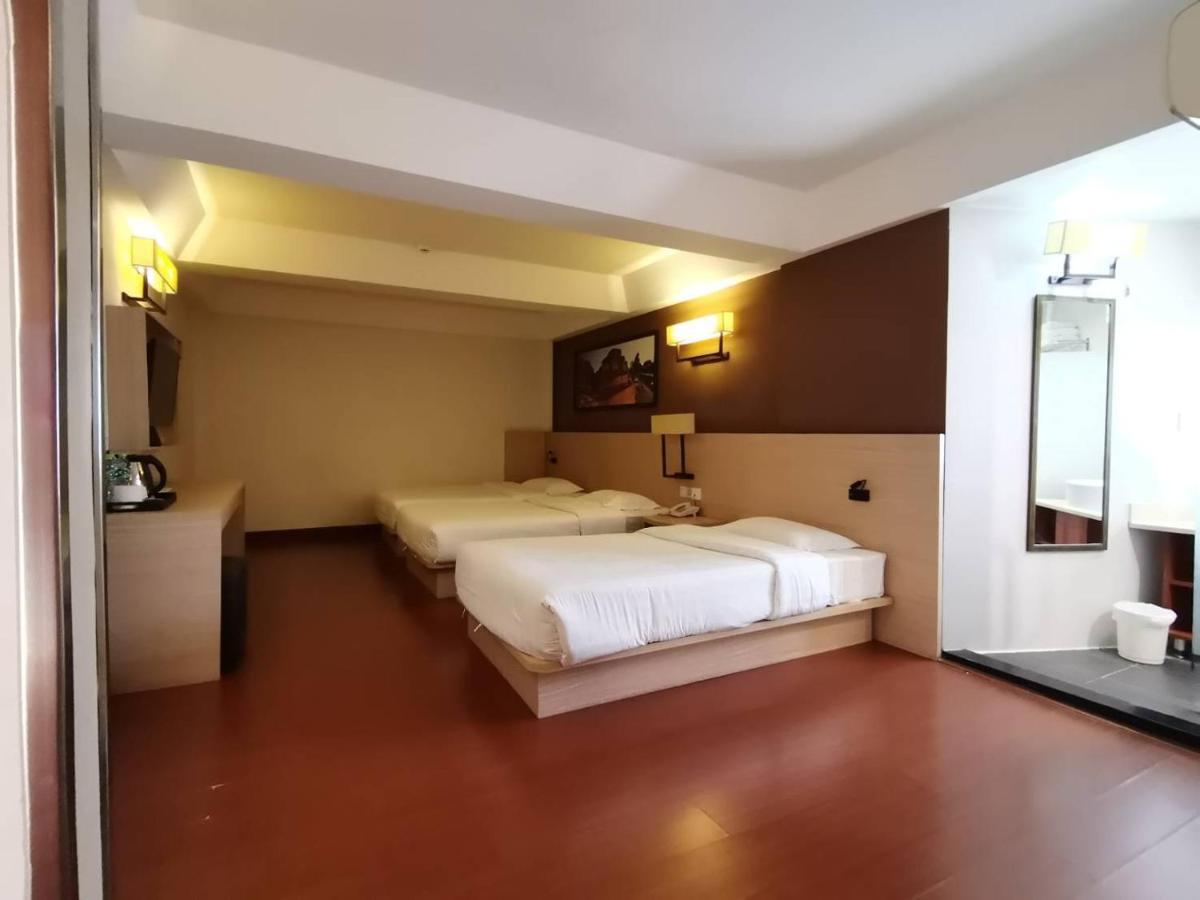 צ'יאנג מאי Chiang Roi 7 Days Inn מראה חיצוני תמונה
