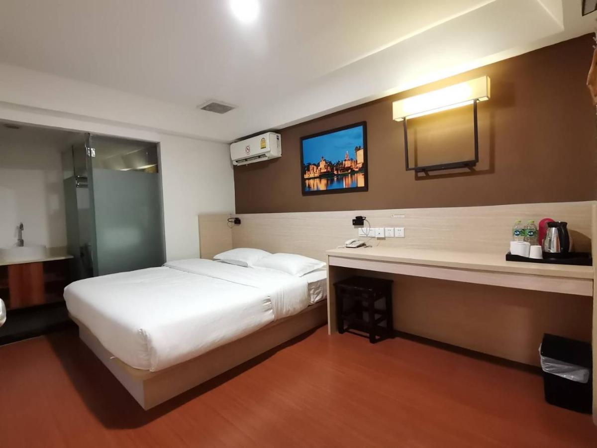 צ'יאנג מאי Chiang Roi 7 Days Inn מראה חיצוני תמונה
