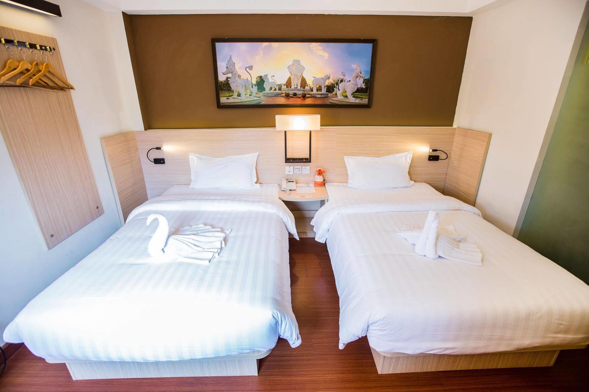 צ'יאנג מאי Chiang Roi 7 Days Inn מראה חיצוני תמונה