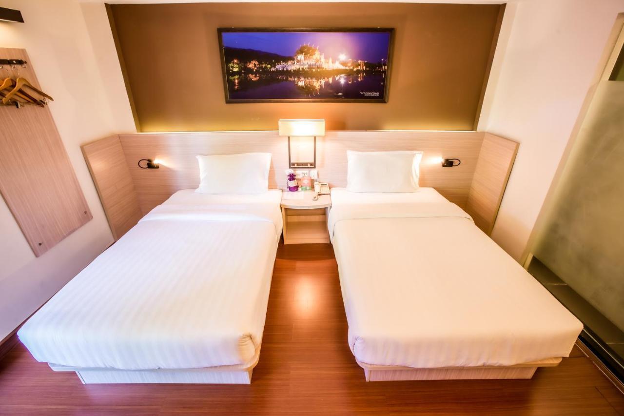 צ'יאנג מאי Chiang Roi 7 Days Inn מראה חיצוני תמונה